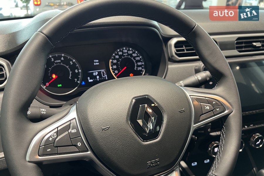 Renault Duster - фото 17