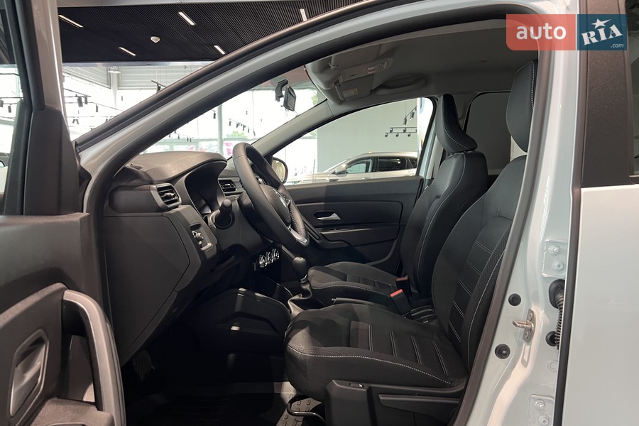 Renault Duster - фото 14