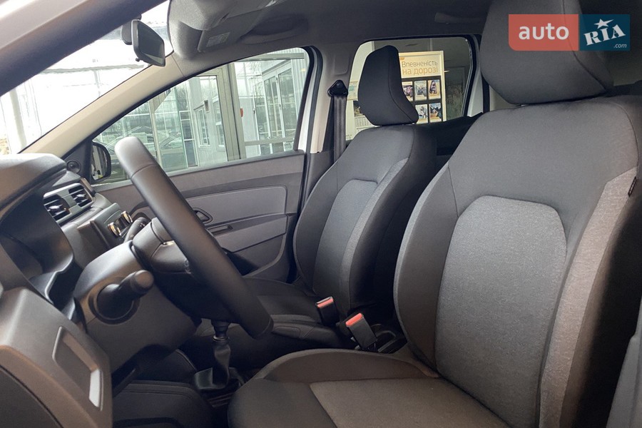 Renault Duster - фото 16