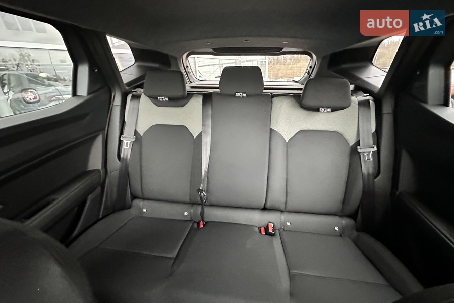 Renault Duster - фото 12
