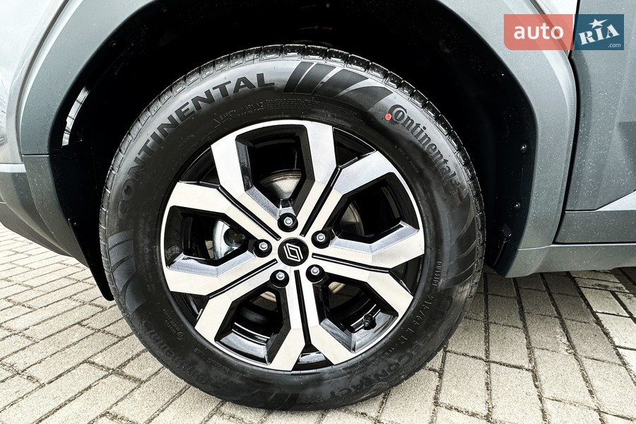 Renault Duster - фото 10