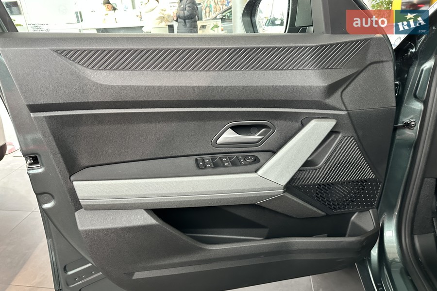 Renault Duster - фото 17