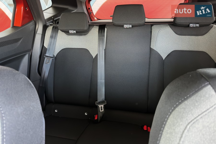 Renault Duster - фото 24
