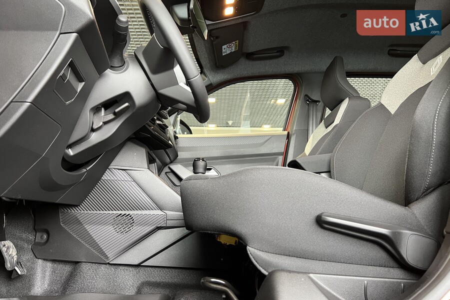 Renault Duster - фото 28