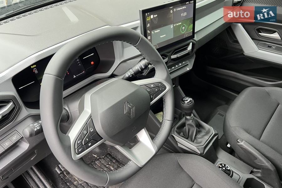 Renault Duster - фото 25