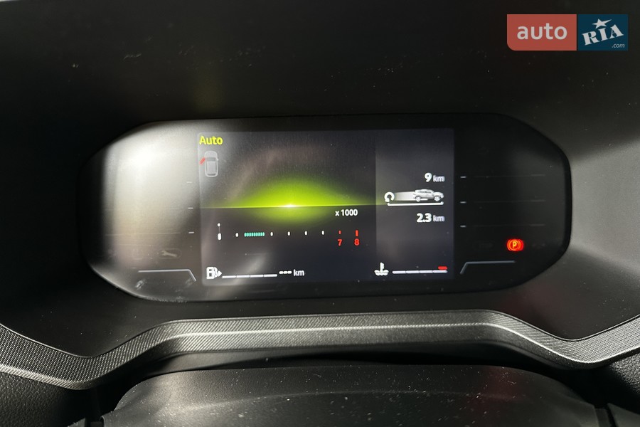 Renault Duster - фото 16
