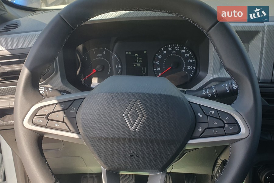Renault Duster - фото 15