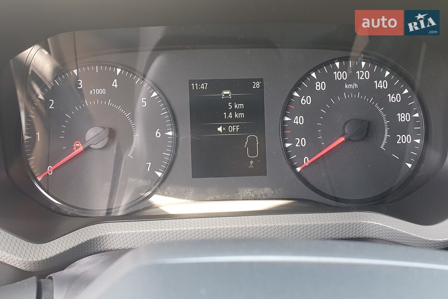 Renault Duster - фото 19