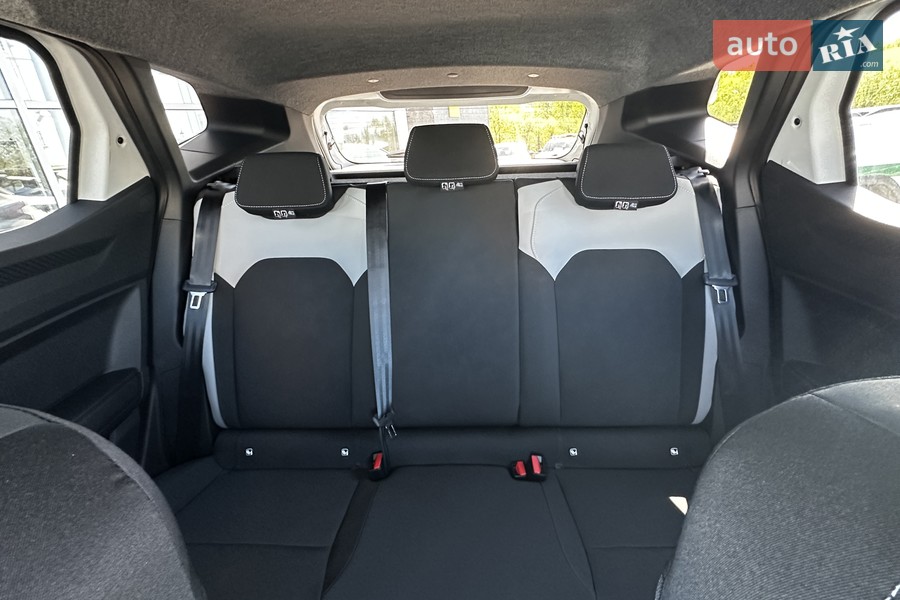 Renault Duster - фото 24