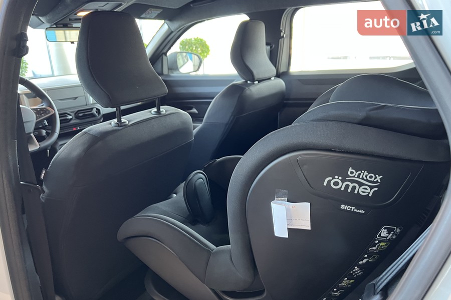 Renault Duster - фото 15