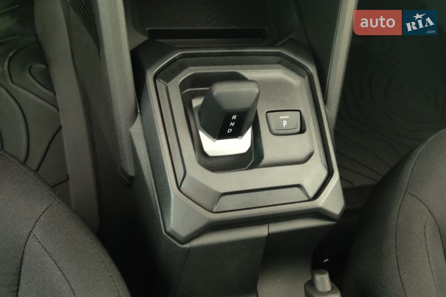 Renault Duster - фото 17