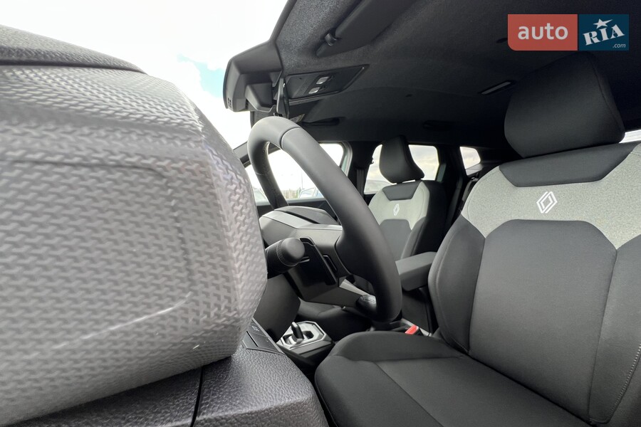 Renault Duster - фото 16