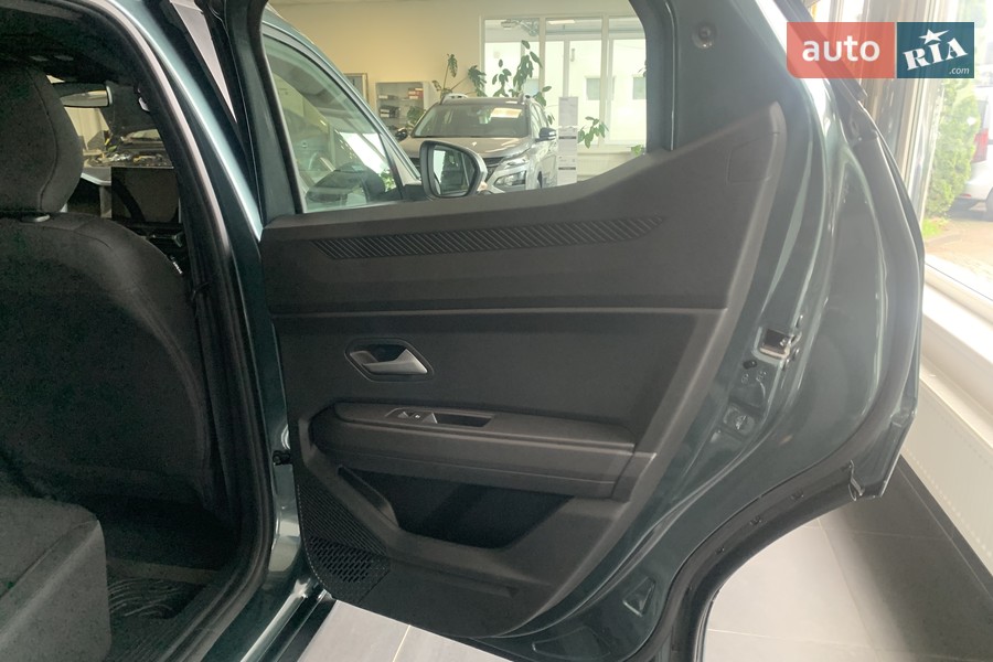 Renault Duster - фото 20