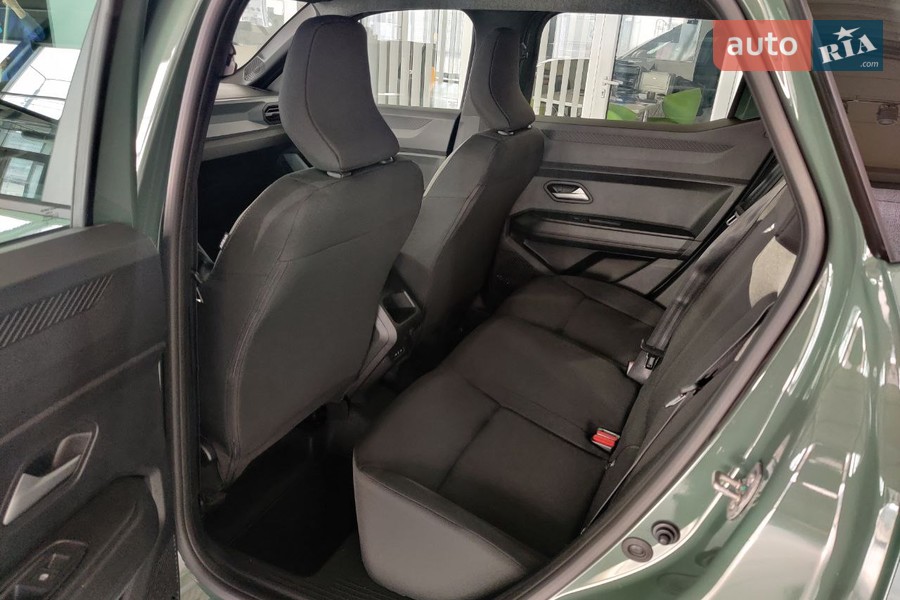 Renault Duster - фото 17
