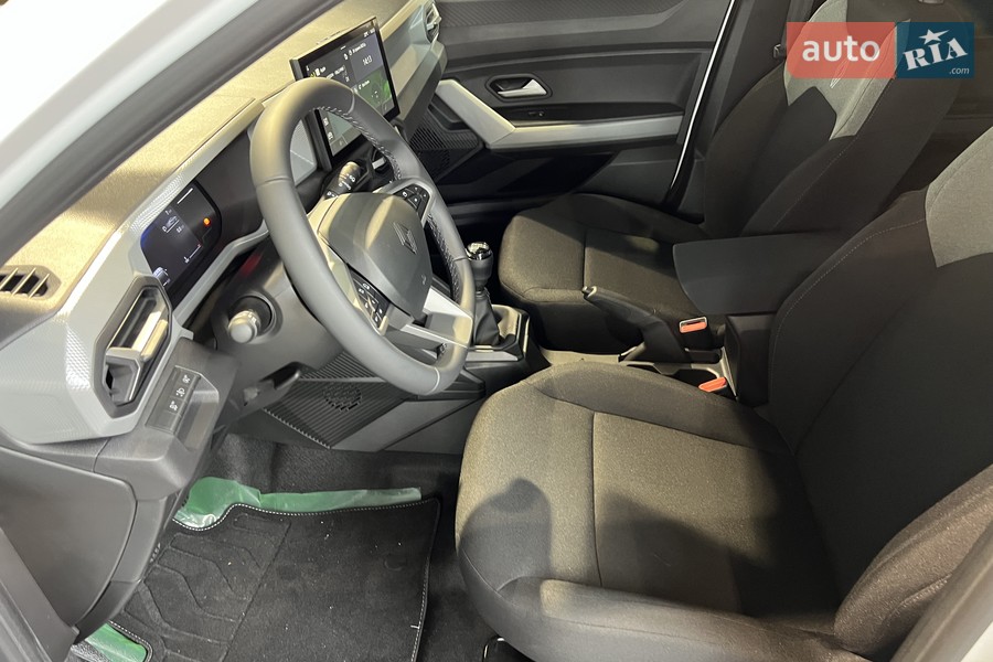 Renault Duster - фото 25