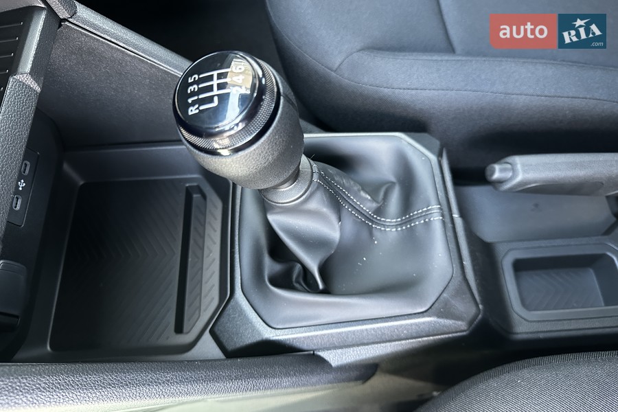 Renault Duster - фото 11