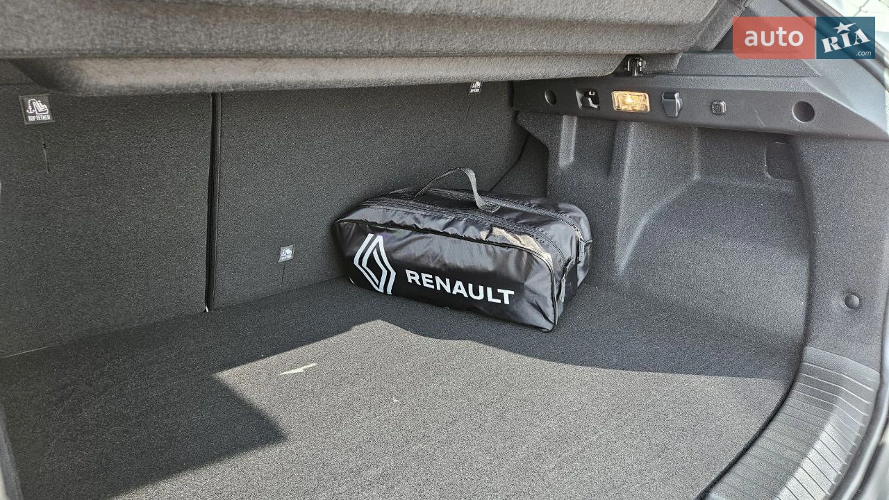 Renault-13