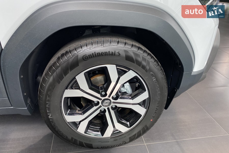 Renault Duster - фото 8