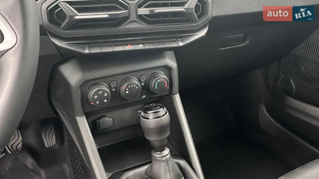Renault-9