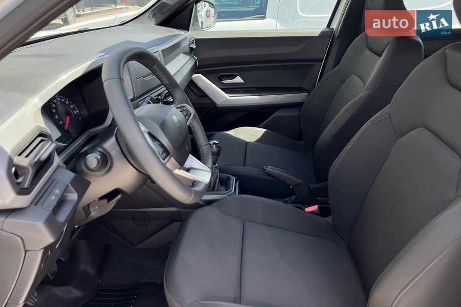 Renault Duster - фото 10