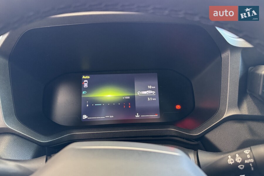 Renault Duster - фото 16