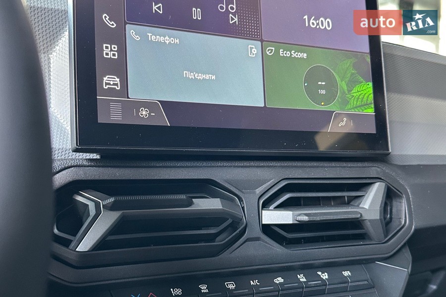 Renault Duster - фото 11