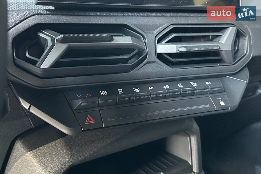 Renault Duster - фото 10