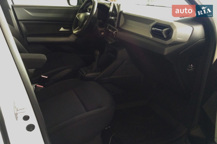 Renault Duster - фото 10