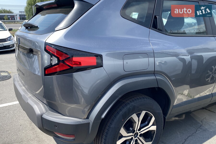 Renault Duster - фото 10