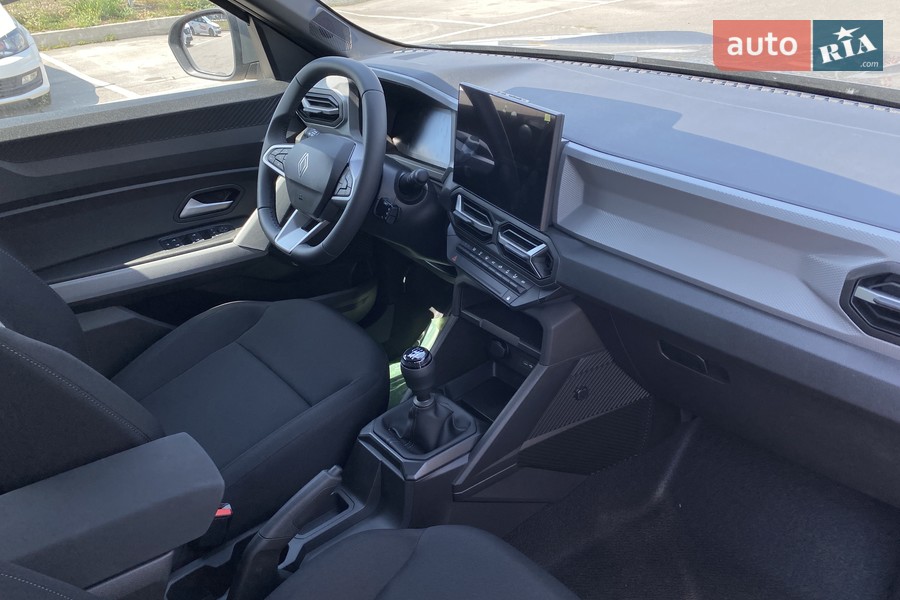 Renault Duster - фото 17