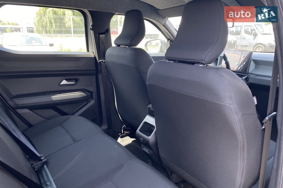 Renault Duster - фото 18
