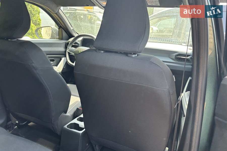 Renault Duster - фото 9