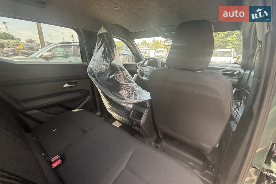 Renault Duster - фото 15