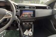 Renault Duster - фото 10