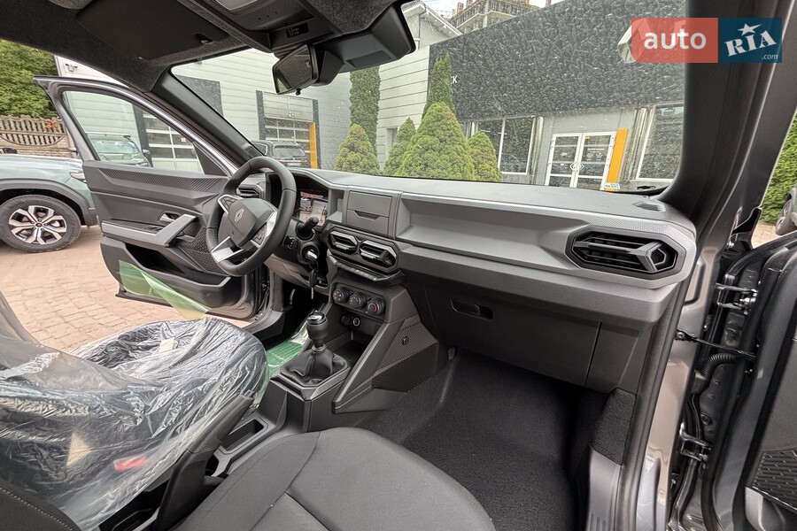 Renault Duster - фото 14