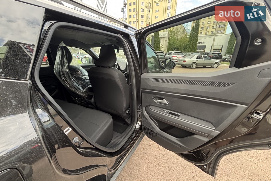 Renault Duster - фото 10