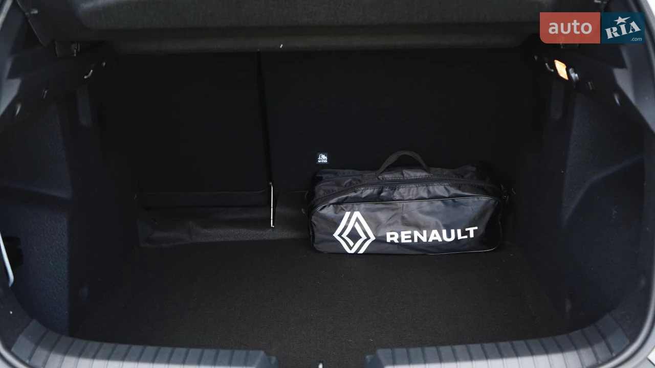 Renault-0