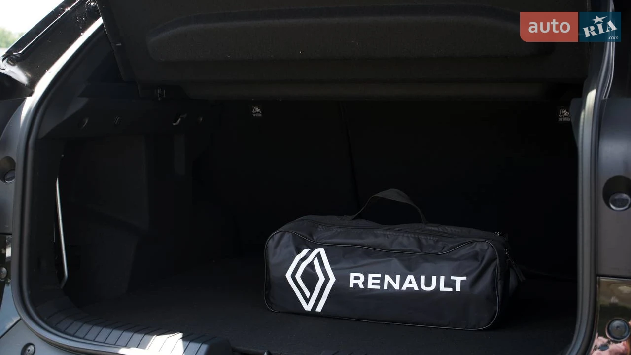 Renault-0