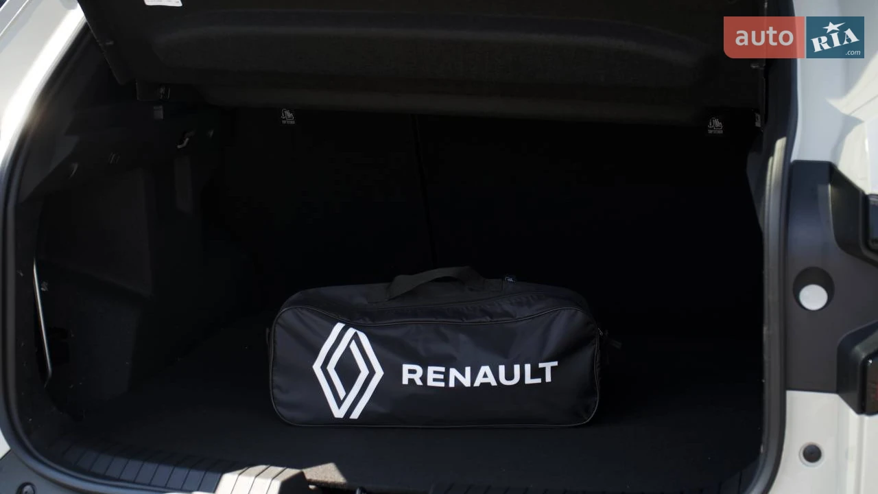 Renault-0