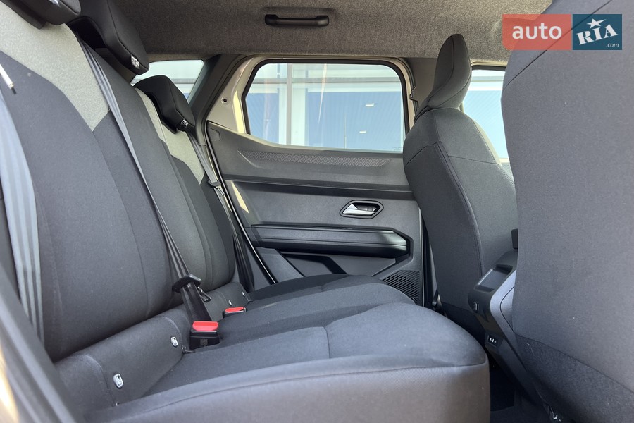 Renault Duster - фото 22