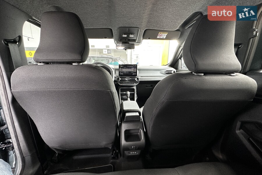 Renault Duster - фото 16