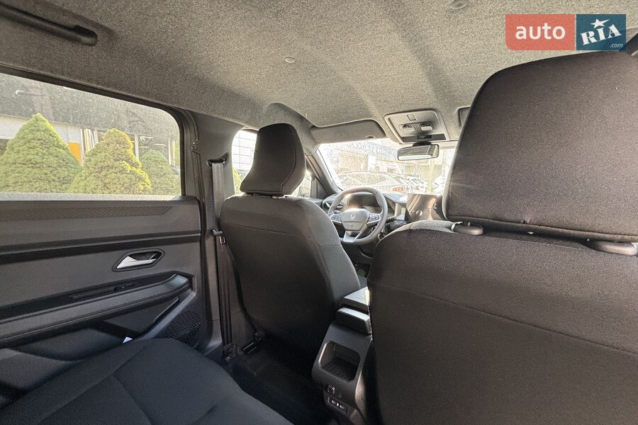 Renault Duster - фото 18