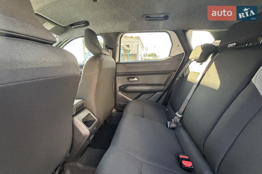 Renault Duster - фото 16