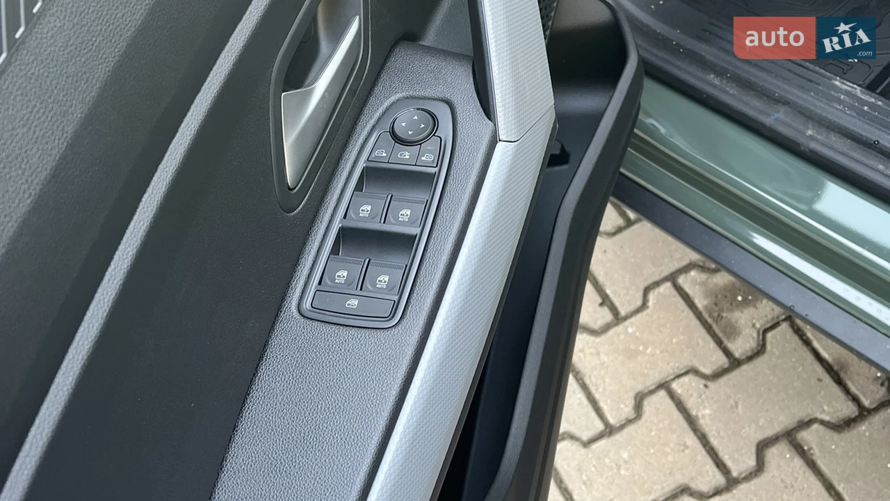 Renault-17