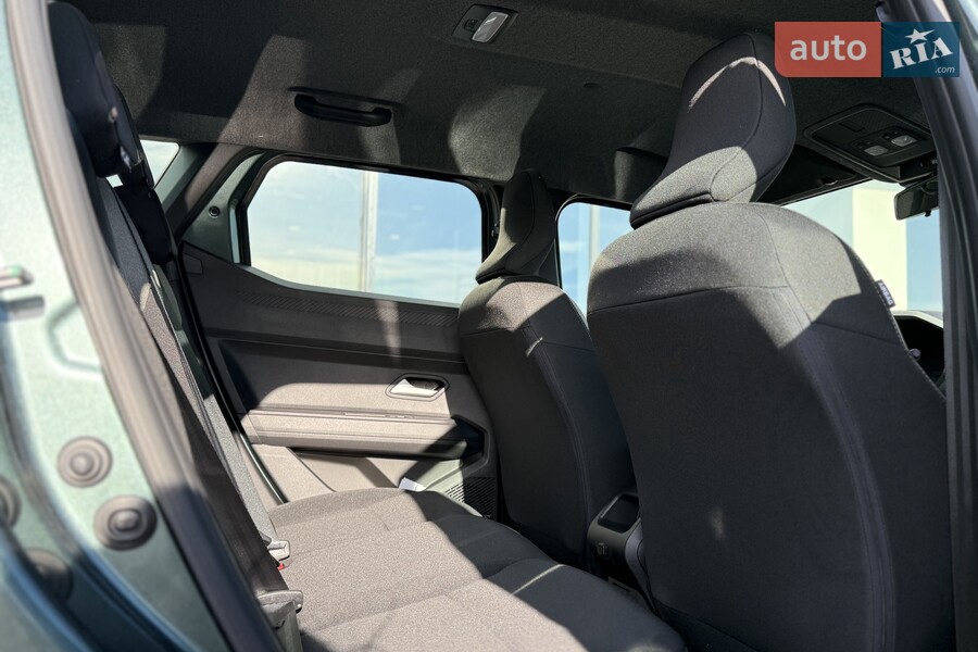 Renault Duster - фото 16