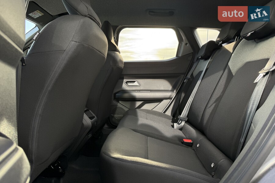 Renault Duster - фото 16