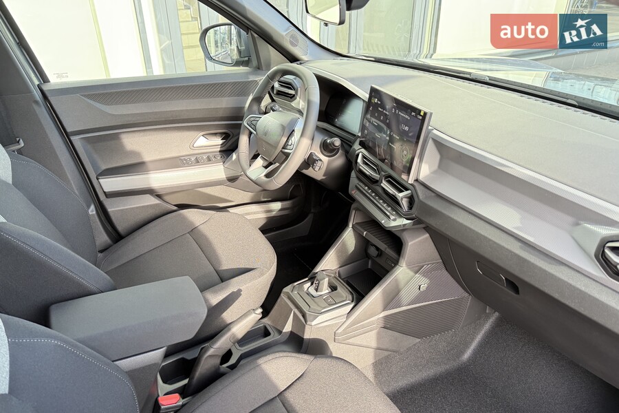 Renault Duster - фото 26