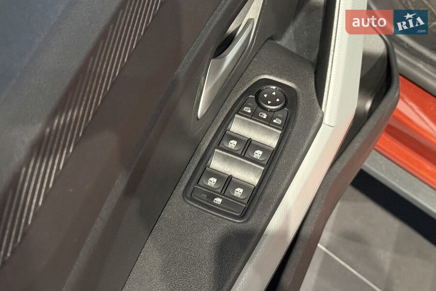 Renault Duster - фото 17