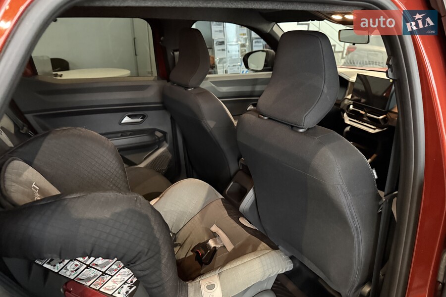 Renault Duster - фото 26