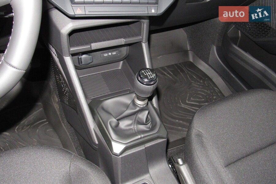 Renault Duster - фото 10